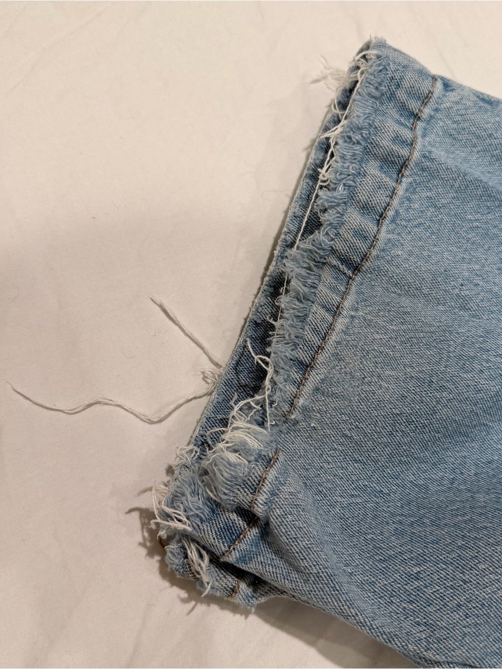 Hollister Super Baggy Light Wash Jeans 29x30 - Picture 3 of 9